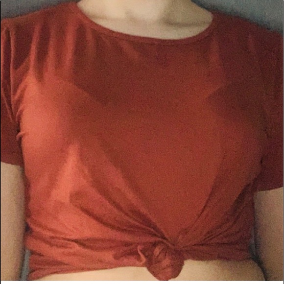 Crop top - Picture 1 of 1